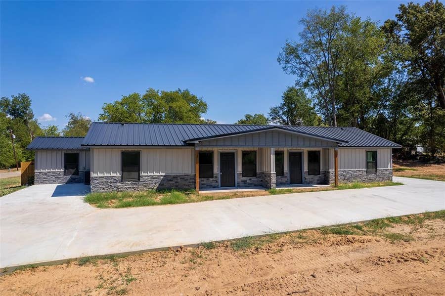 Property photo for 120 Maxwell, Sulphur Springs, TX