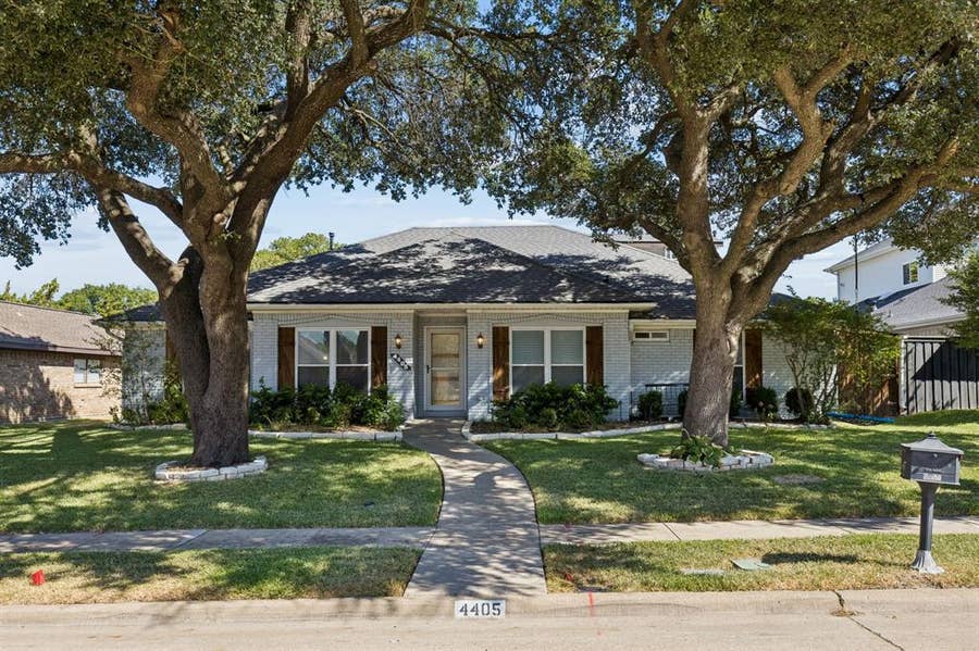 Property photo for 4405 Blystone Lane, Plano, TX
