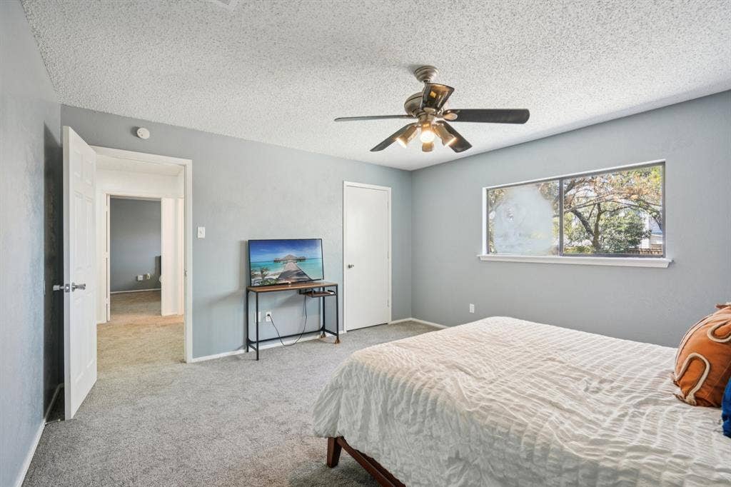 2307 Harrington Court, Euless, TX 76039 Secondary Bedroom