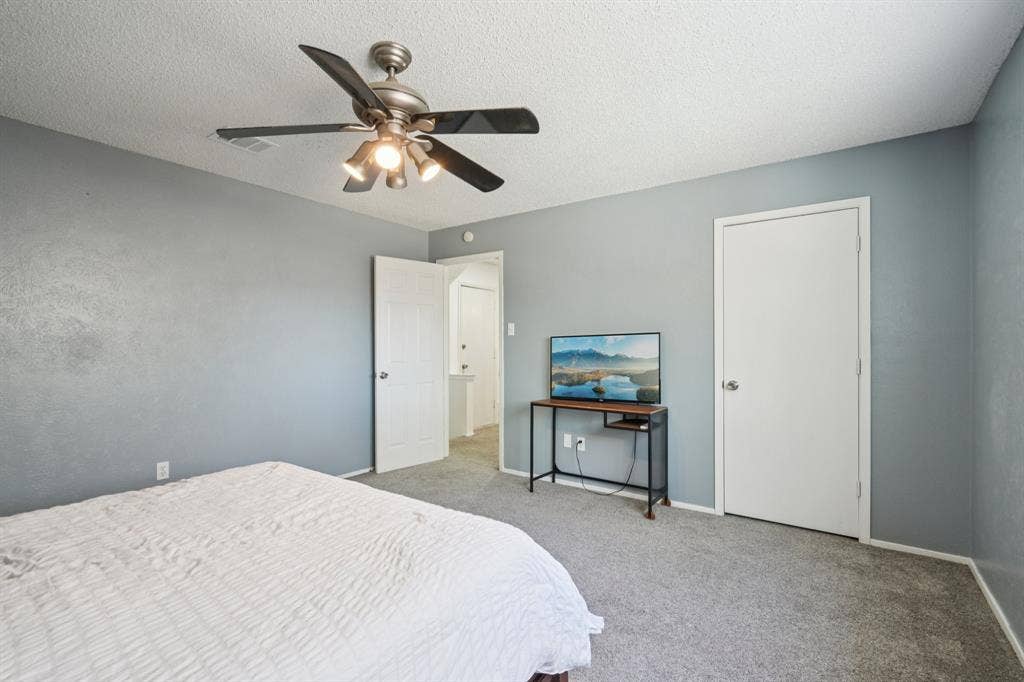 2307 Harrington Court, Euless, TX 76039 Secondary Bedroom