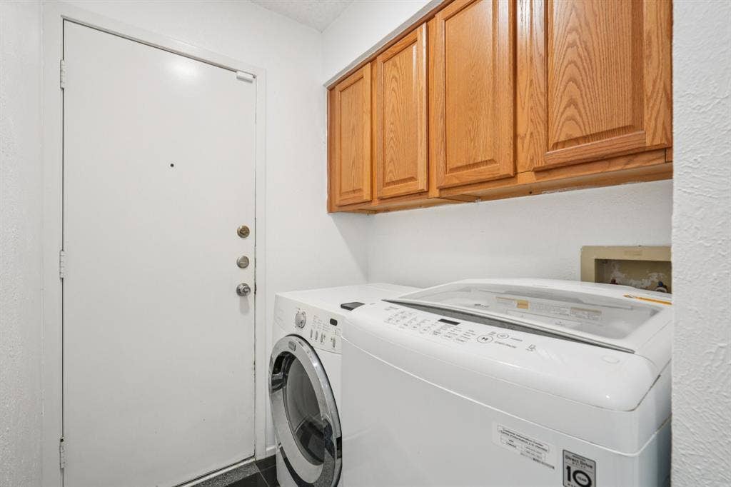 2307 Harrington Court, Euless, TX 76039 Separate Laundry Room