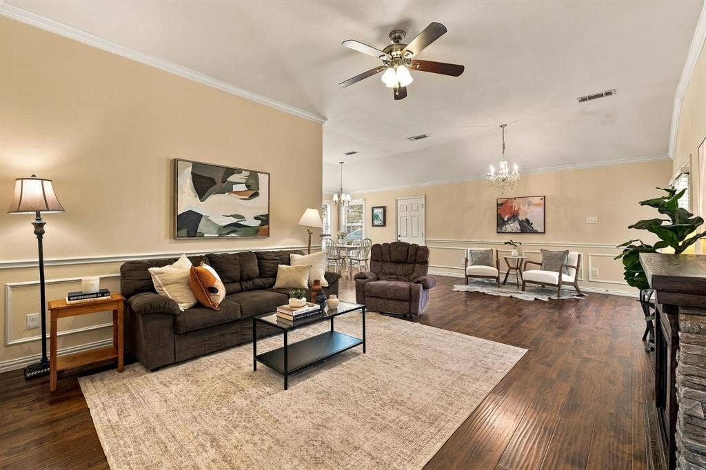 1146 Calvert Drive, Cedar Hill, TX 75104 1146 Calvert Drive, Cedar Hill, TX 75104