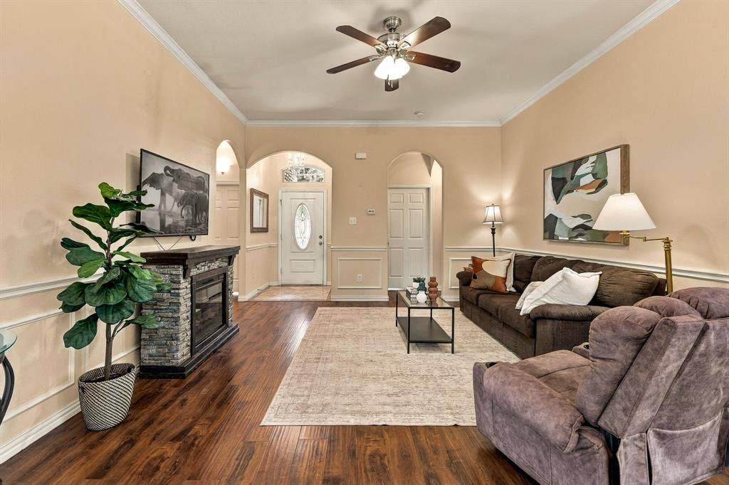 1146 Calvert Drive, Cedar Hill, TX 75104 1146 Calvert Drive, Cedar Hill, TX 75104