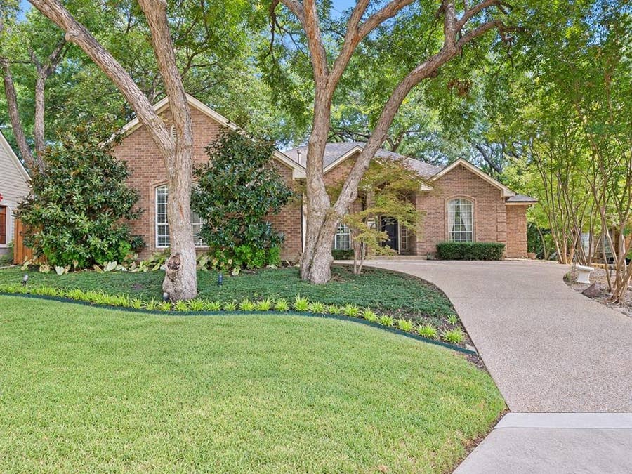 Property photo for 2702 Woodstream Lane, McKinney, TX