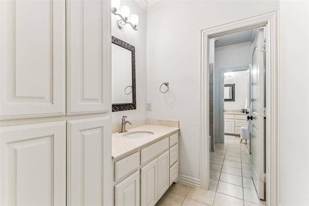 5814 Meaders Lane, Dallas, TX 75230 5814 Meaders Lane, Dallas, TX 75230