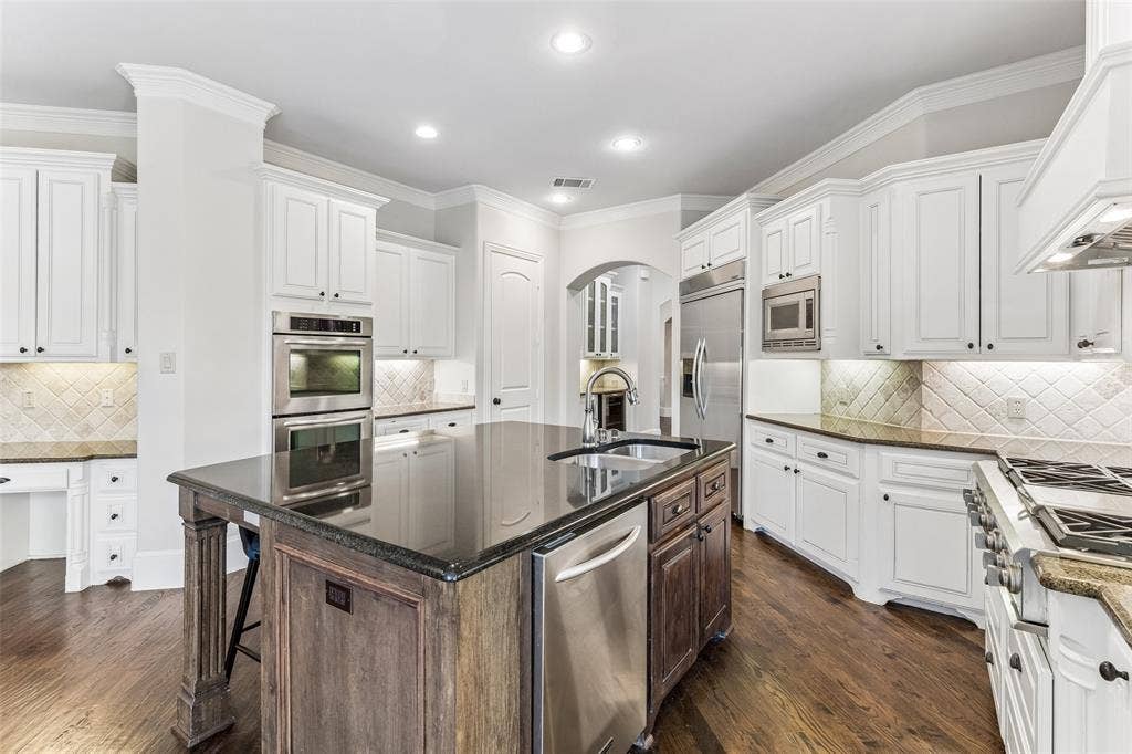 5814 Meaders Lane, Dallas, TX 75230 5814 Meaders Lane, Dallas, TX 75230