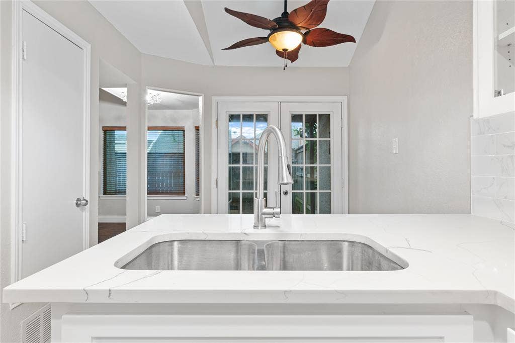 18040 Midway Road, #152, Dallas, TX 75287