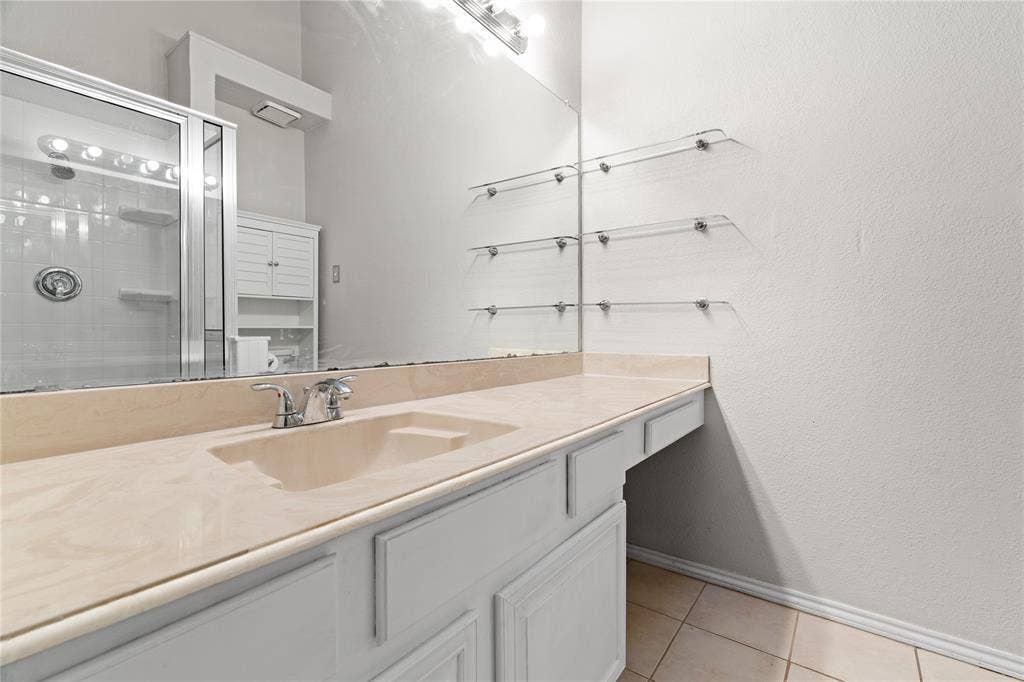 18040 Midway Road, #152, Dallas, TX 75287
