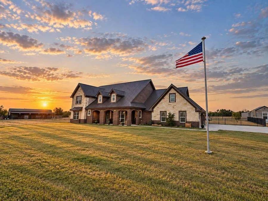 Property photo for 417 County Road 60, Gatesville, TX