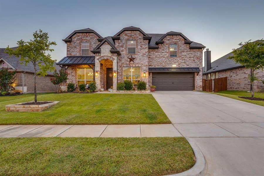 Property photo for 117 Mockingbird Hill Drive, Joshua, TX