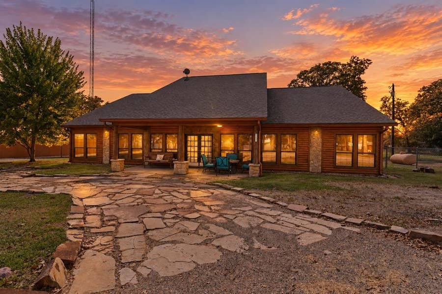 Property photo for 7272 County Road 3516, Quinlan, TX