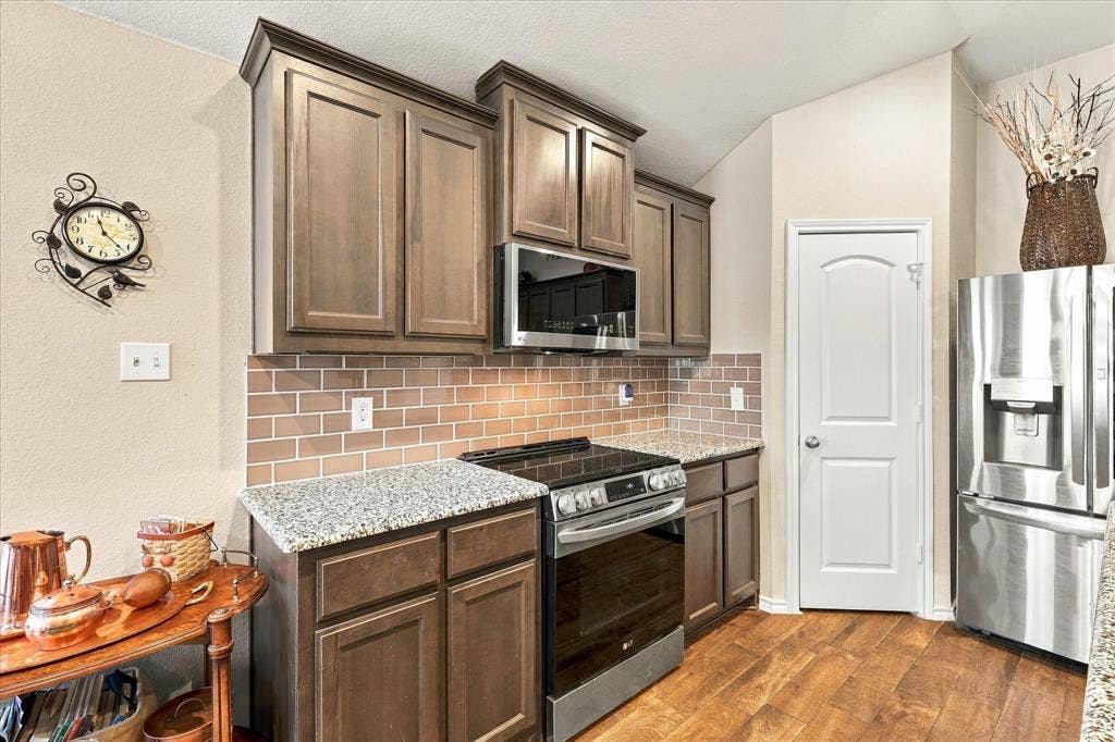 2504 Hadley Street, Weatherford, TX 76087 2504 Hadley Street, Weatherford, TX 76087