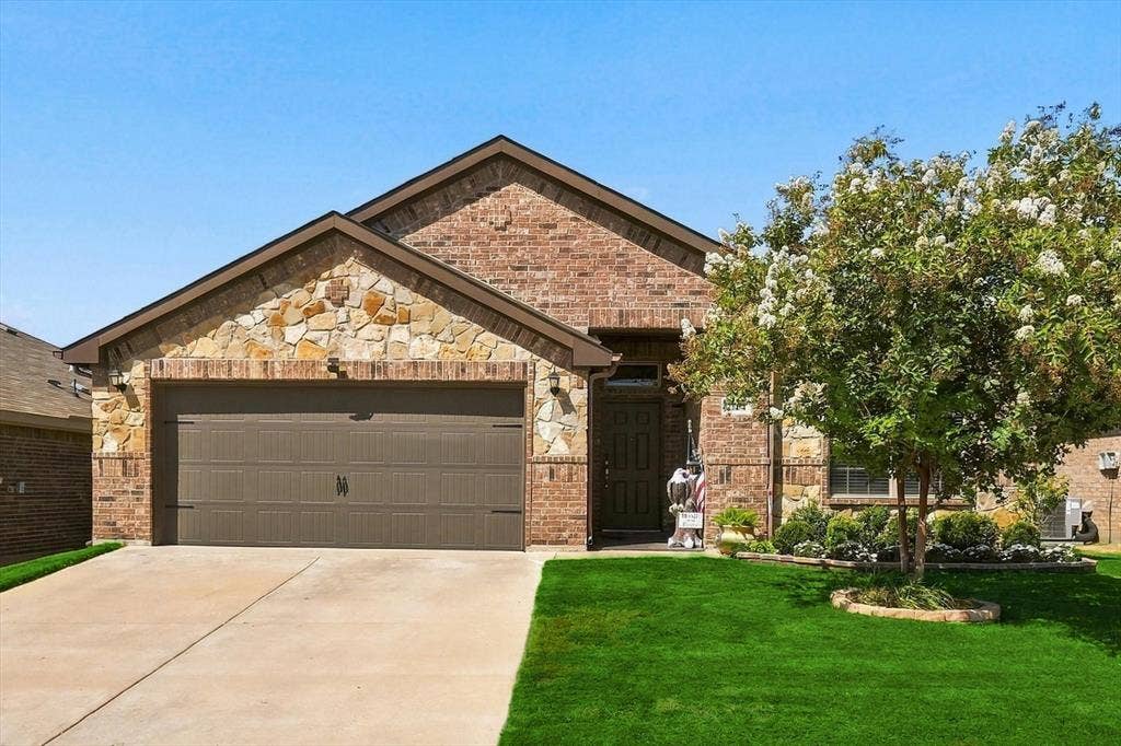 2504 Hadley Street, Weatherford, TX 76087 2504 Hadley Street, Weatherford, TX 76087