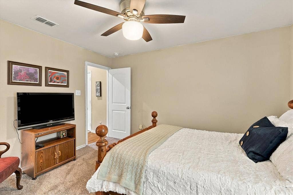 2504 Hadley Street, Weatherford, TX 76087 2504 Hadley Street, Weatherford, TX 76087