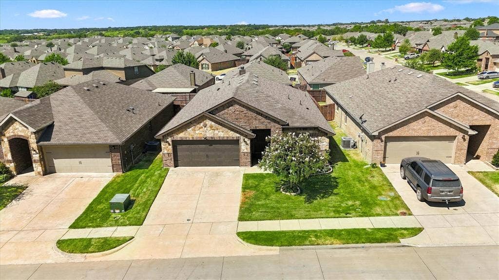 2504 Hadley Street, Weatherford, TX 76087 2504 Hadley Street, Weatherford, TX 76087