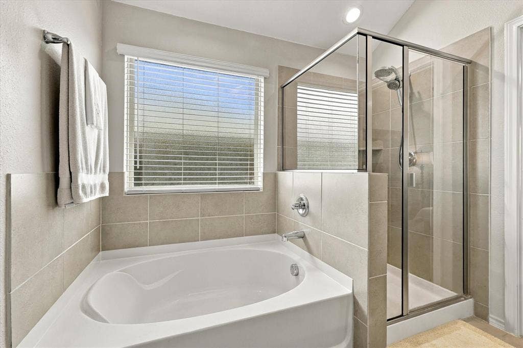 2504 Hadley Street, Weatherford, TX 76087 2504 Hadley Street, Weatherford, TX 76087