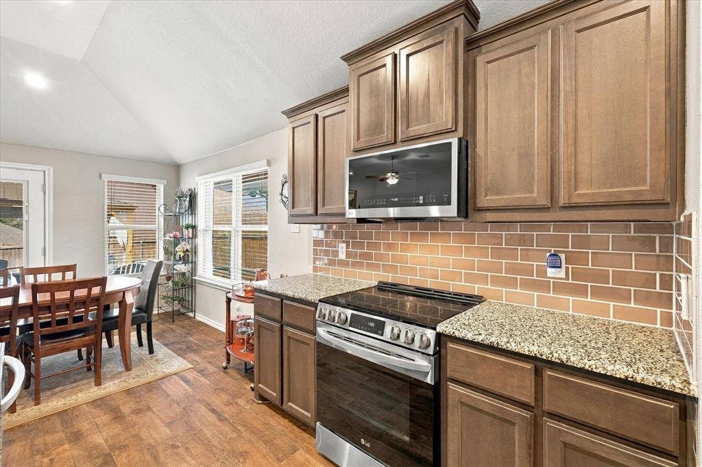 2504 Hadley Street, Weatherford, TX 76087 2504 Hadley Street, Weatherford, TX 76087
