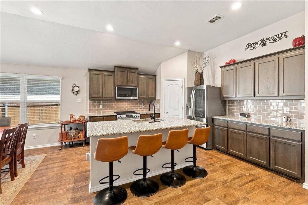 2504 Hadley Street, Weatherford, TX 76087 2504 Hadley Street, Weatherford, TX 76087