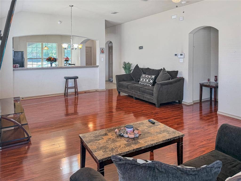 1805 Overlook Drive, Lancaster, TX 75146 1805 Overlook Drive, Lancaster, TX 75146