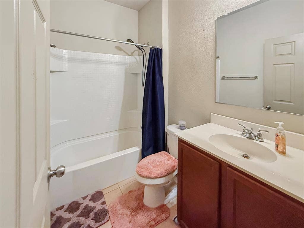 1805 Overlook Drive, Lancaster, TX 75146 1805 Overlook Drive, Lancaster, TX 75146