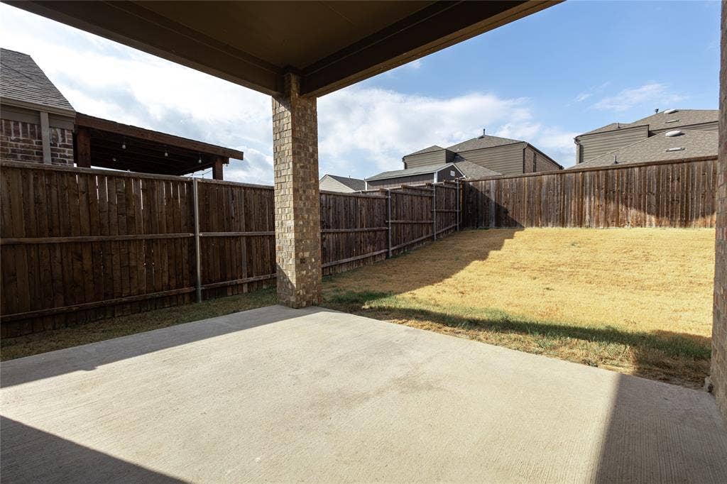 1816 Ferguson Lane, McKinney, TX 75071 1816 Ferguson Lane, McKinney, TX 75071
