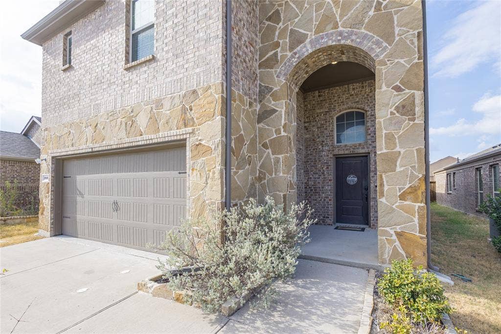 1816 Ferguson Lane, McKinney, TX 75071 1816 Ferguson Lane, McKinney, TX 75071