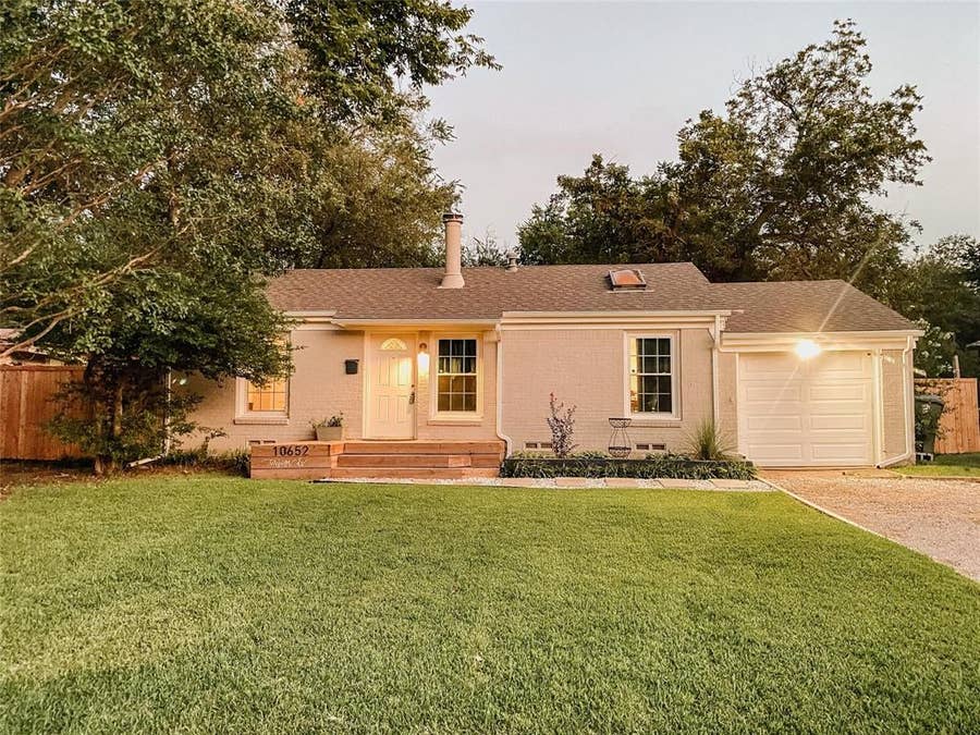 Property photo for 10652 Cayuga Drive, Dallas, TX
