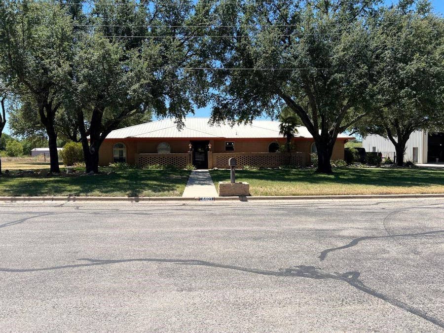 Property photo for 4401 River Oaks Drive, Brownwood, TX