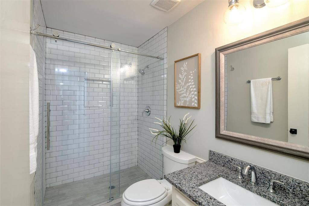 1707 Carlton Drive, Arlington, TX 76015 1707 Carlton Drive, Arlington, TX 76015