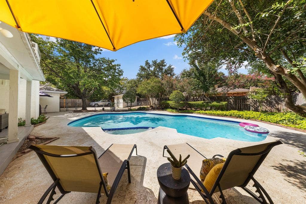 1707 Carlton Drive, Arlington, TX 76015 1707 Carlton Drive, Arlington, TX 76015
