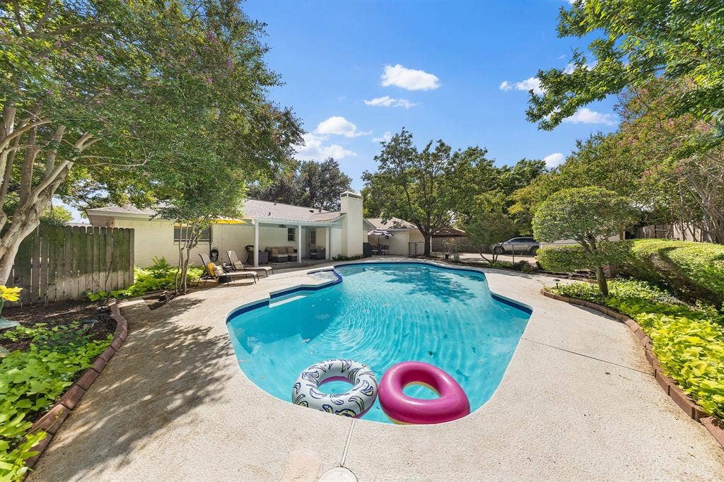 1707 Carlton Drive, Arlington, TX 76015 1707 Carlton Drive, Arlington, TX 76015