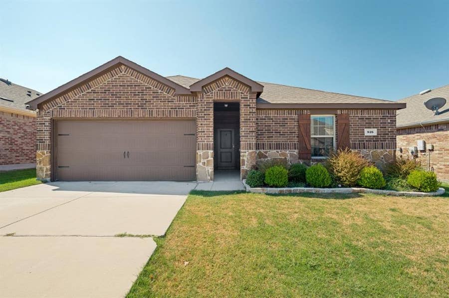 Property photo for 816 Alton Drive, Aubrey, TX