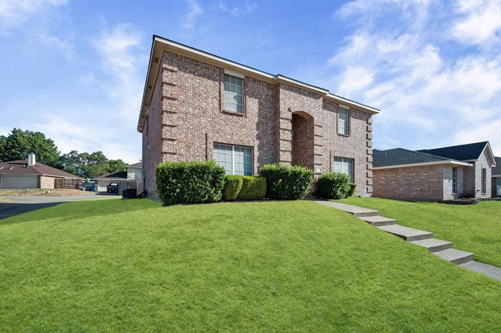 717 Eldorado Drive, DeSoto, TX 75115 717 Eldorado Drive, DeSoto, TX 75115