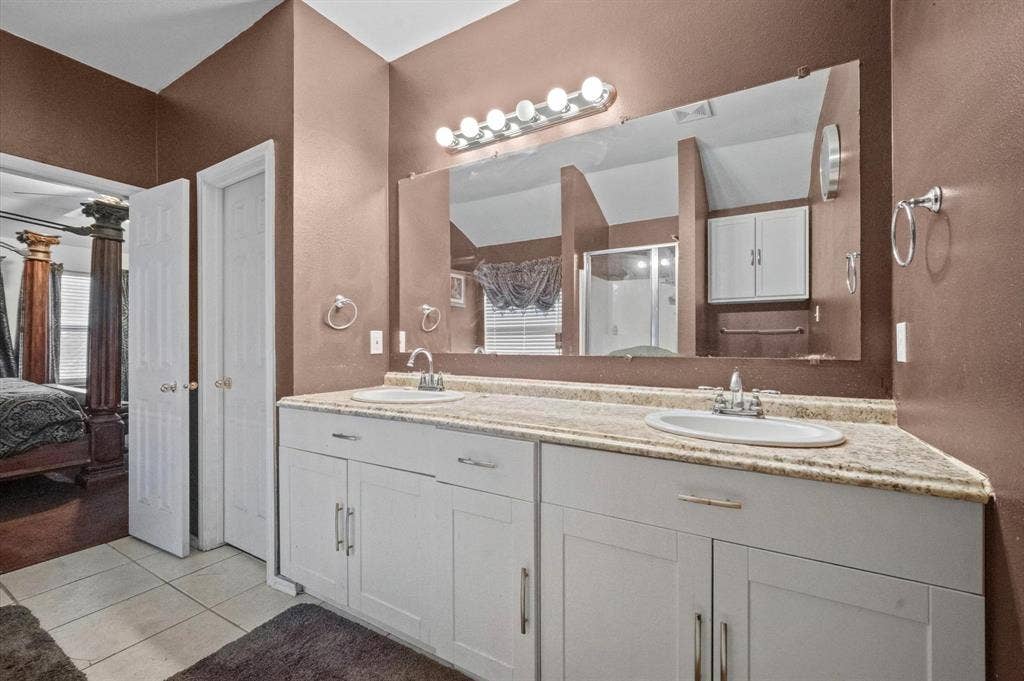 717 Eldorado Drive, DeSoto, TX 75115 717 Eldorado Drive, DeSoto, TX 75115