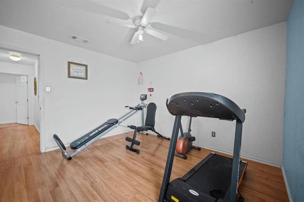 717 Eldorado Drive, DeSoto, TX 75115 717 Eldorado Drive, DeSoto, TX 75115