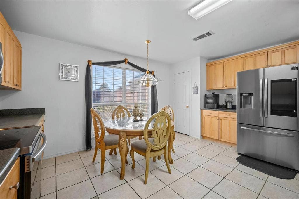 717 Eldorado Drive, DeSoto, TX 75115 717 Eldorado Drive, DeSoto, TX 75115