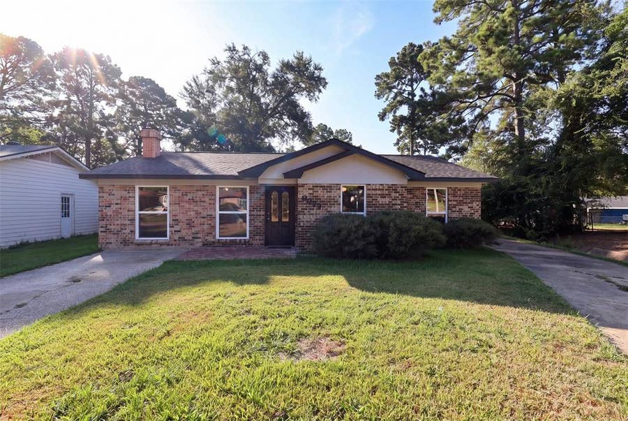 Property photo for 9029 Lone Oak Drive, Shreveport, LA