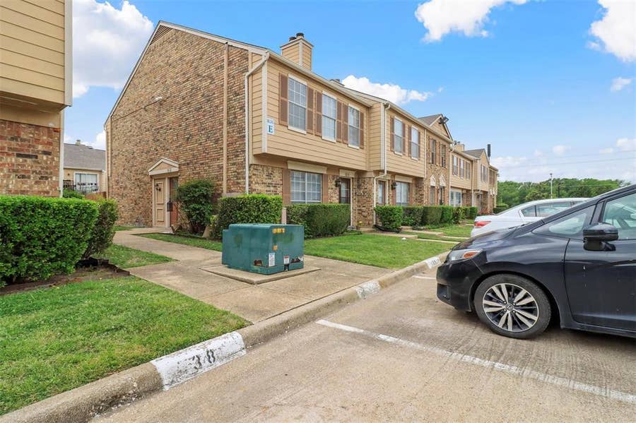 Property photo for 2400 Jupiter Road, #E2, Plano, TX
