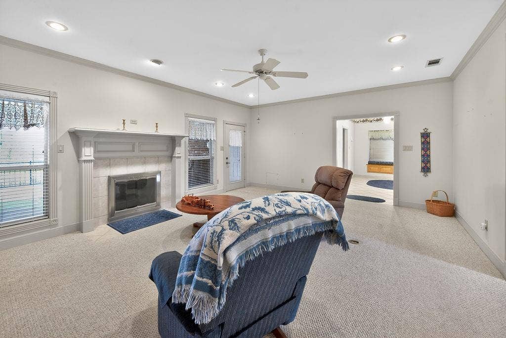 800 Rico, Athens, TX 75751 800 Rico, Athens, TX 75751