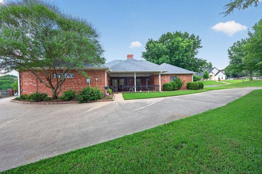 800 Rico, Athens, TX 75751 800 Rico, Athens, TX 75751