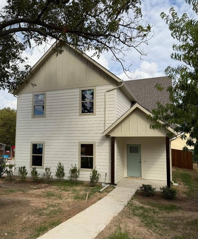 Property photo for 201 S Cates Street, Decatur, TX