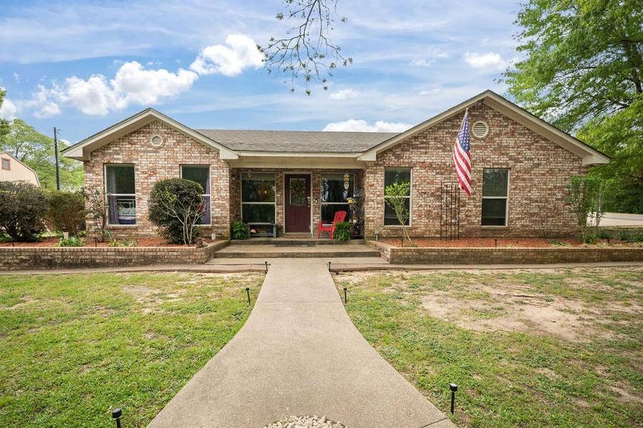 Property photo for 13840 CR 2122, Tyler, TX