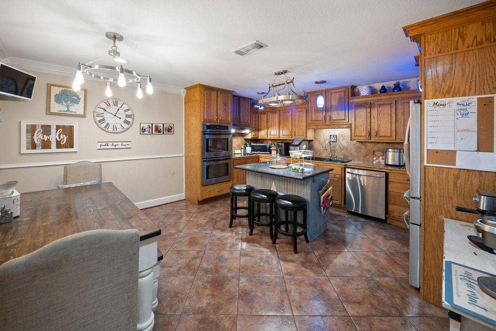 13840 CR 2122, Tyler, TX 75707 13840 CR 2122, Tyler, TX 75707
