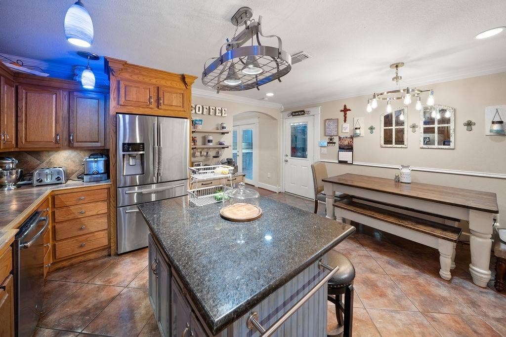 13840 CR 2122, Tyler, TX 75707 13840 CR 2122, Tyler, TX 75707