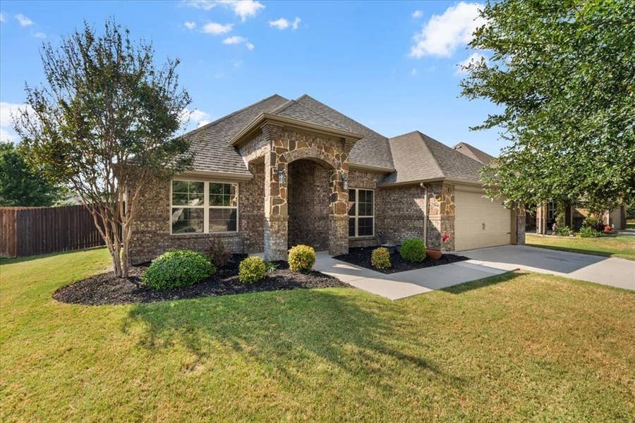 Property photo for 113 Cold Track Drive, Willow Park, TX