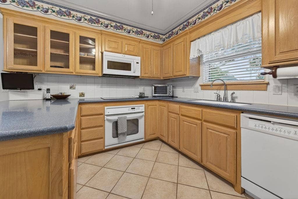 800 Rico Drive, Athens, TX 75751 800 Rico Drive, Athens, TX 75751
