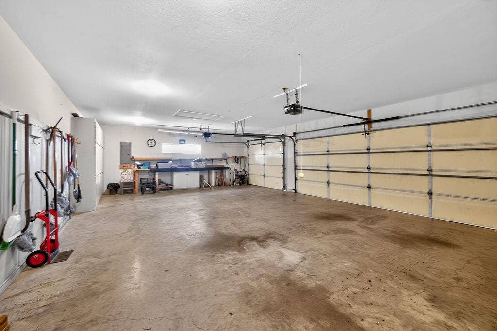800 Rico Drive, Athens, TX 75751 800 Rico Drive, Athens, TX 75751