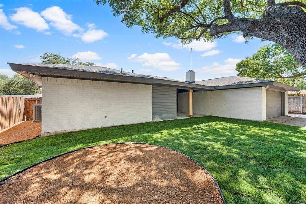 2719 N Cypress Circle, Plano, TX 75075 2719 N Cypress Circle, Plano, TX 75075