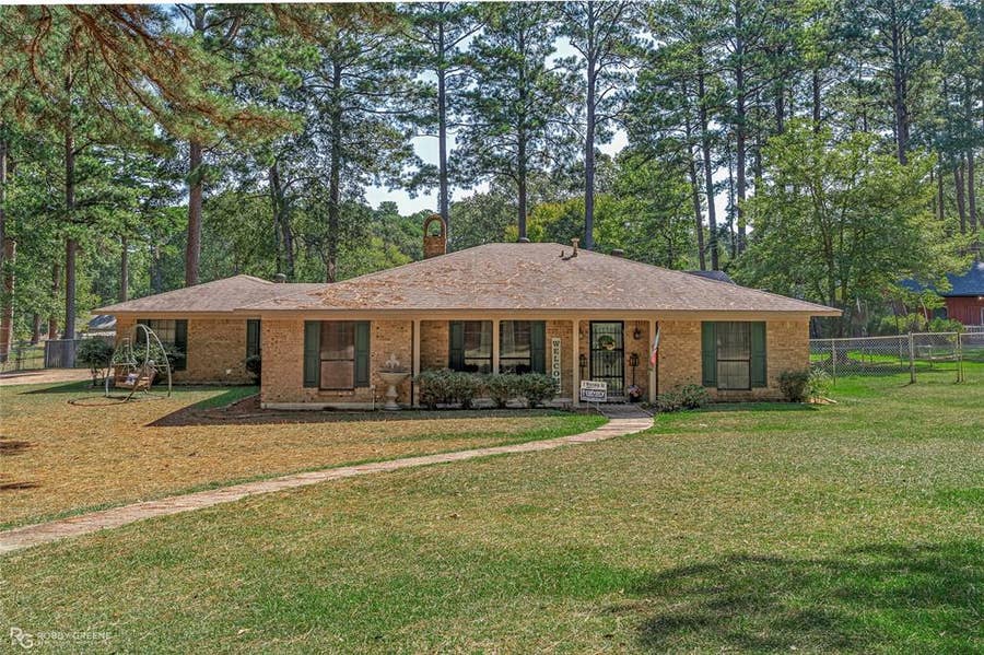 Property photo for 1176 Newell Drive, Haynesville, LA