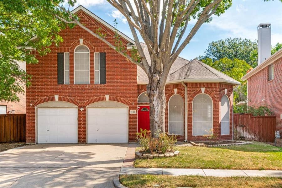 Property photo for 921 Parker Drive, Coppell, TX